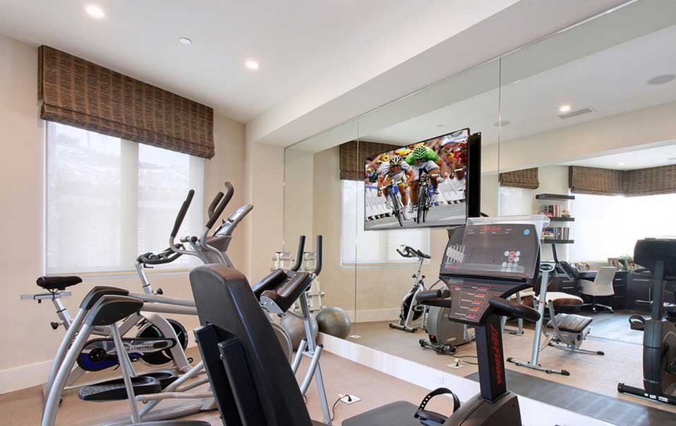 To love someone else, it is necessary to love yourself first. One should respect his own personality and feel proud of his qualities. I am not in the favor of getting self-obsessed but still, it is important to pamper yourself. Every person feels good and beautiful in front of a device called mirror, which shows us our own image. We all love spending time in the part of the house which is provided with mirror, i.e. the dressing area possessing mirrored dressing tables.