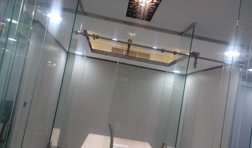 Our team brings years of experience working on glass partitions, we have grown our business primarily through the referrals of our loyal clients. Whether we work on glass partions systems or other types of commercial glass, we employ a systematic approach that enables us to complete your glass partion project seamlessly.