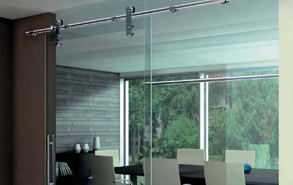 Our expertise can help you employ the right kind of sliding door to achieve the desired effect. Offering diffferent types of sliding doors, Camera Doors, Manual Sliding Doors, Sandblasted design glass doors or special glazing, Vitro is a trusted resource for all kind of these jobs.